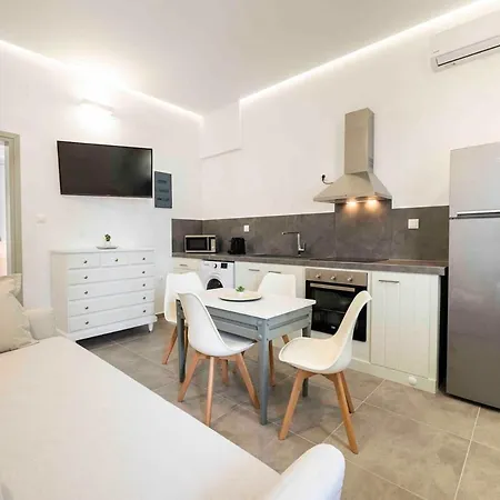 Feriehus Modern Getaway In Parikia