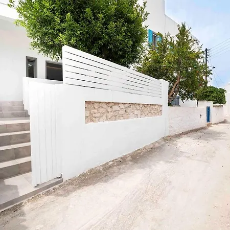 Feriehus Modern Getaway In Parikia *